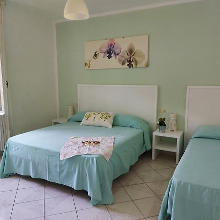 Hotel Holiday Bambu 마르차나 외부 사진